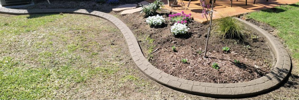 Concrete edging